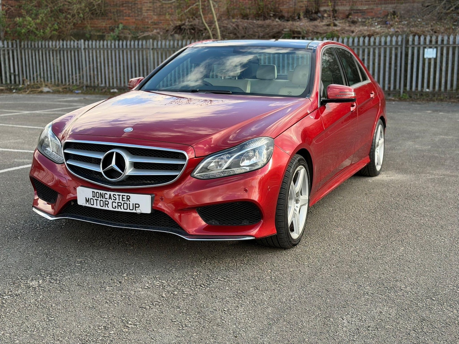 Used Mercedes-Benz E Class 2014 for sale - 78100934: Photo 11