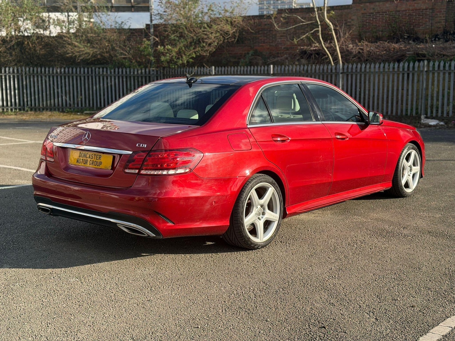 Used Mercedes-Benz E Class 2014 for sale - 78100934: Photo 17