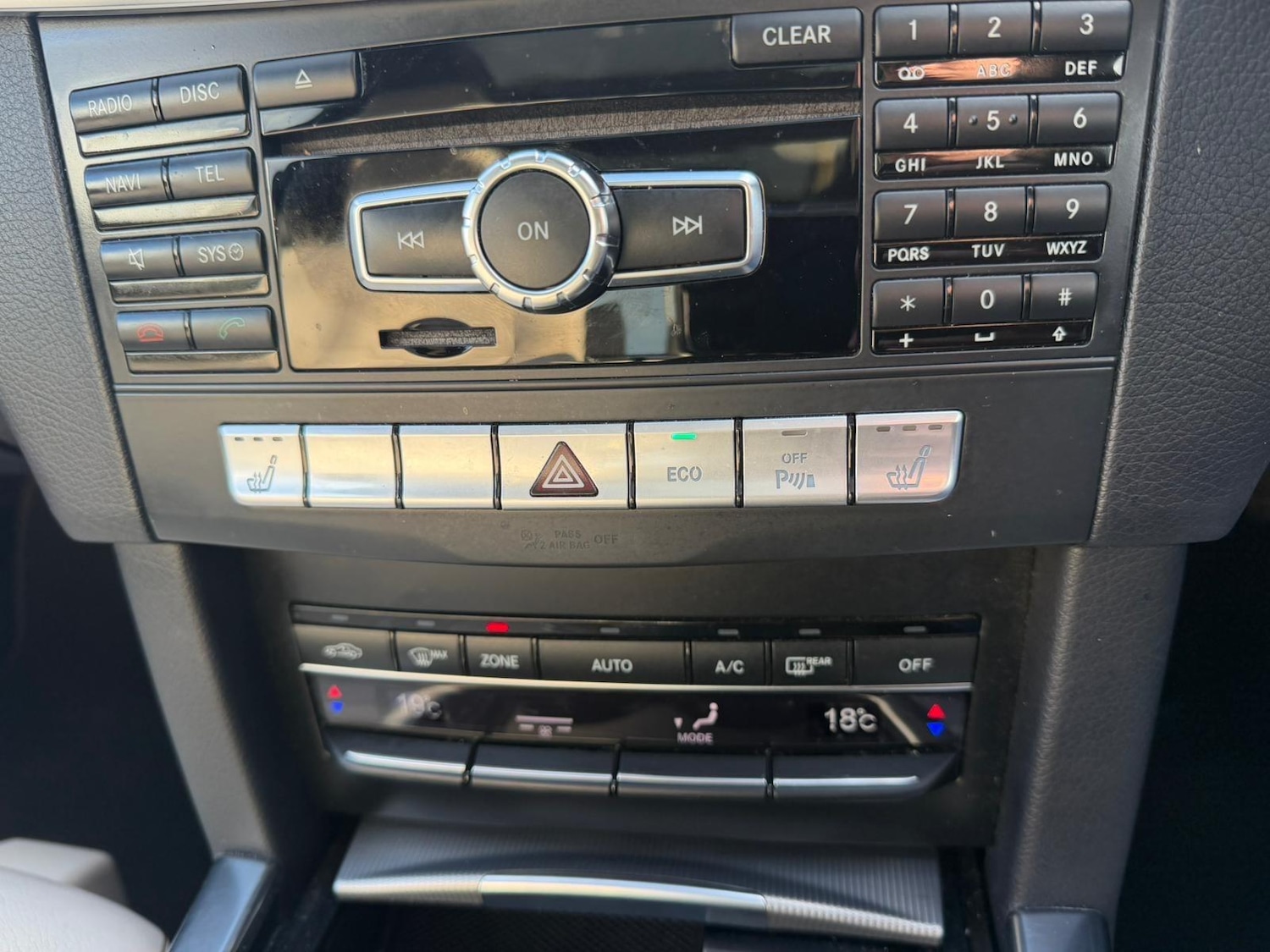 Used Mercedes-Benz E Class 2014 for sale - 78100934: Photo 25