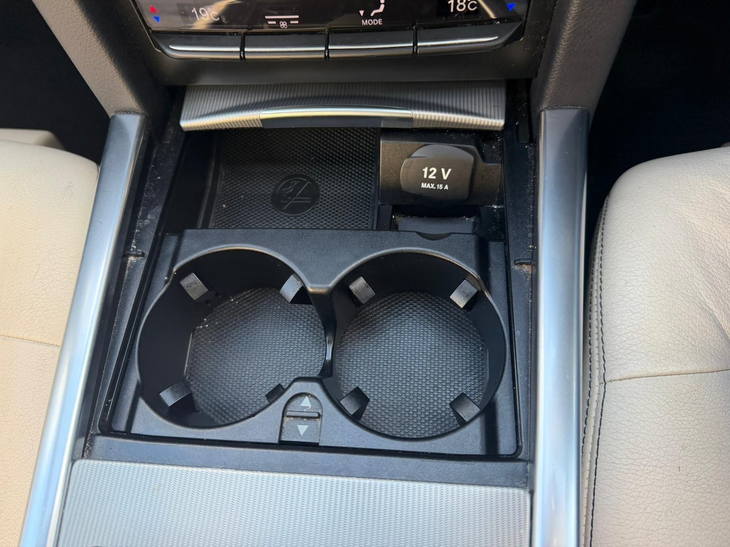 Used Mercedes-Benz E Class 2014 for sale - 78100934: Photo 26