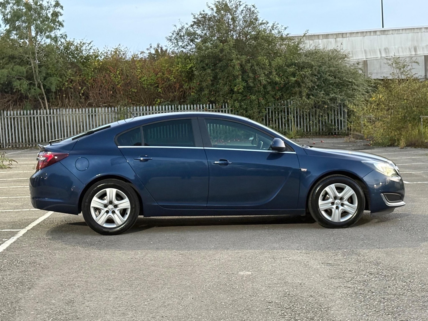Used Vauxhall Insignia 2014 for sale - 76942712: Photo 12