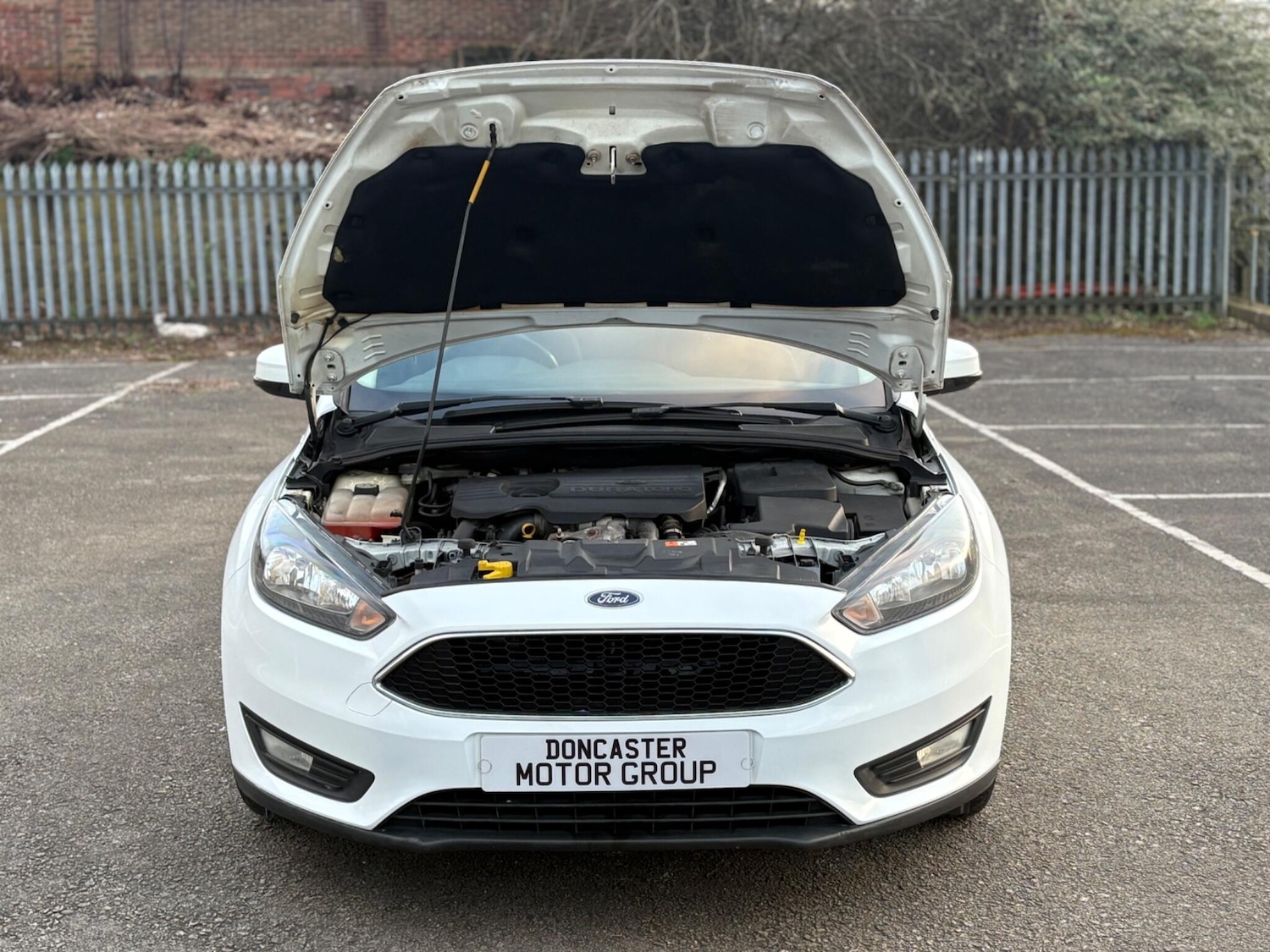 Used Ford Focus 2016 for sale - 77852896: Photo 2