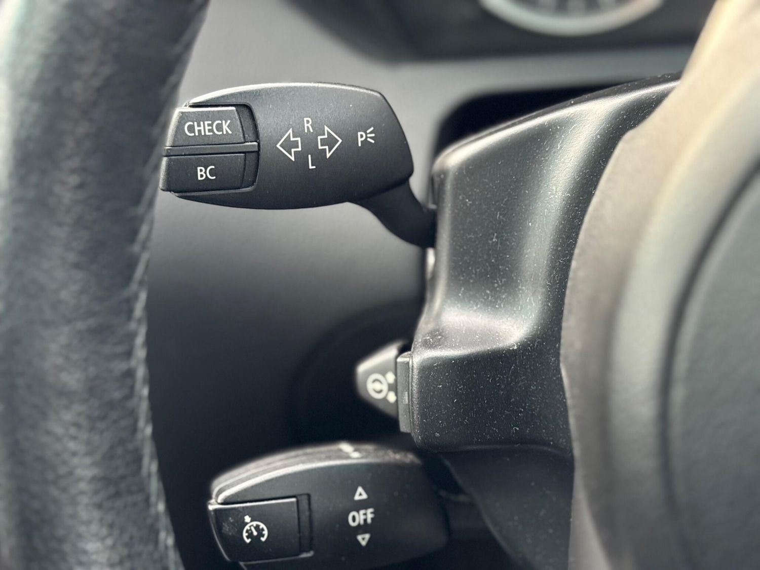 Used BMW 6 Series 2009 for sale - 76307540: Photo 30