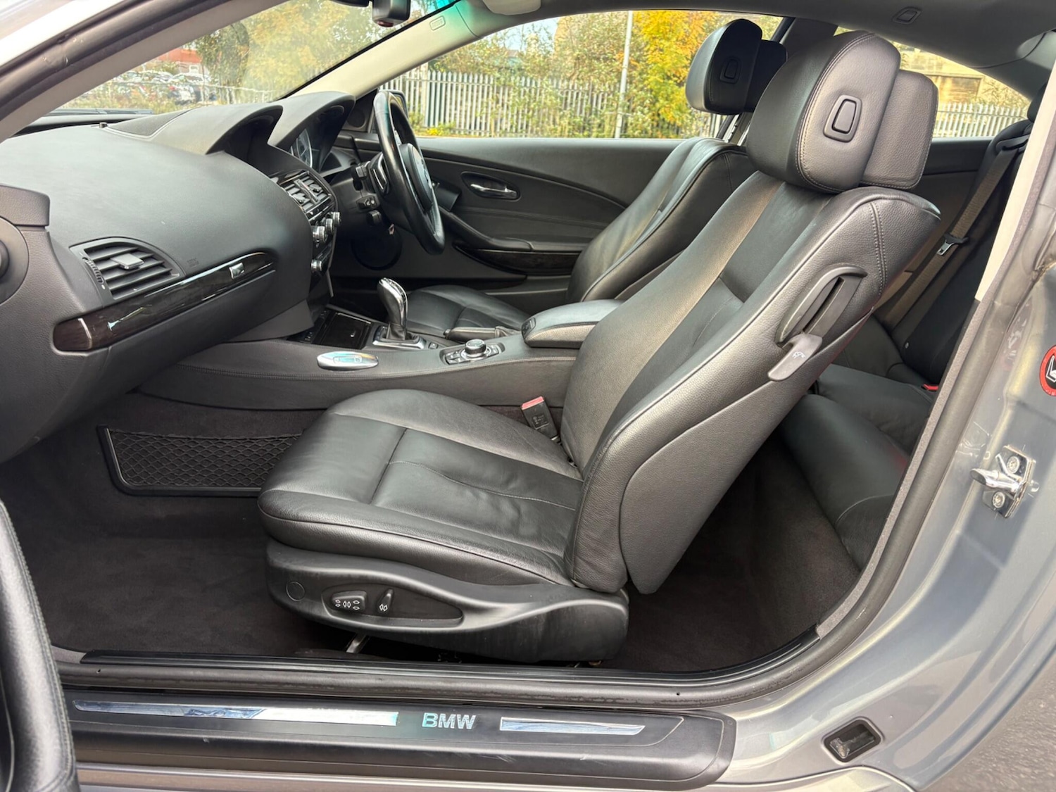 Used BMW 6 Series 2009 for sale - 76307540: Photo 44