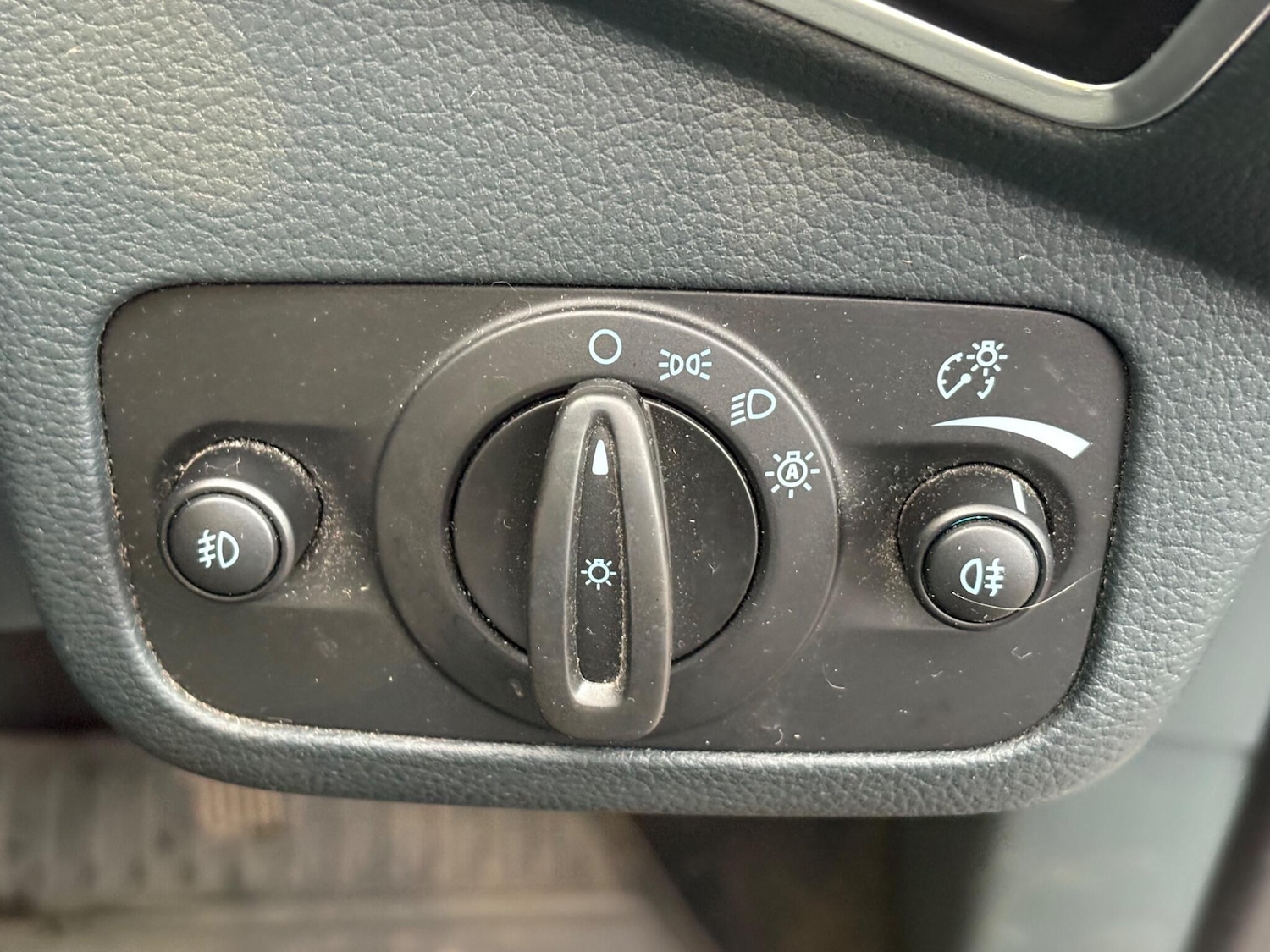 Used Ford Grand C-Max 2013 for sale - 77647054: Photo 25