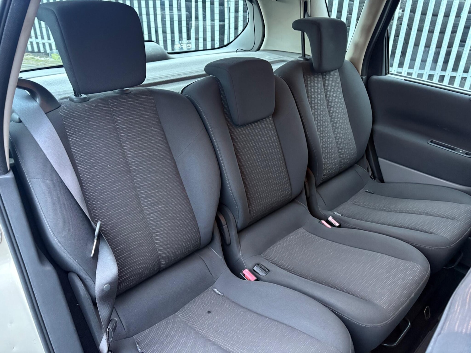 Used Renault Scenic for sale - 77853440: Photo 2