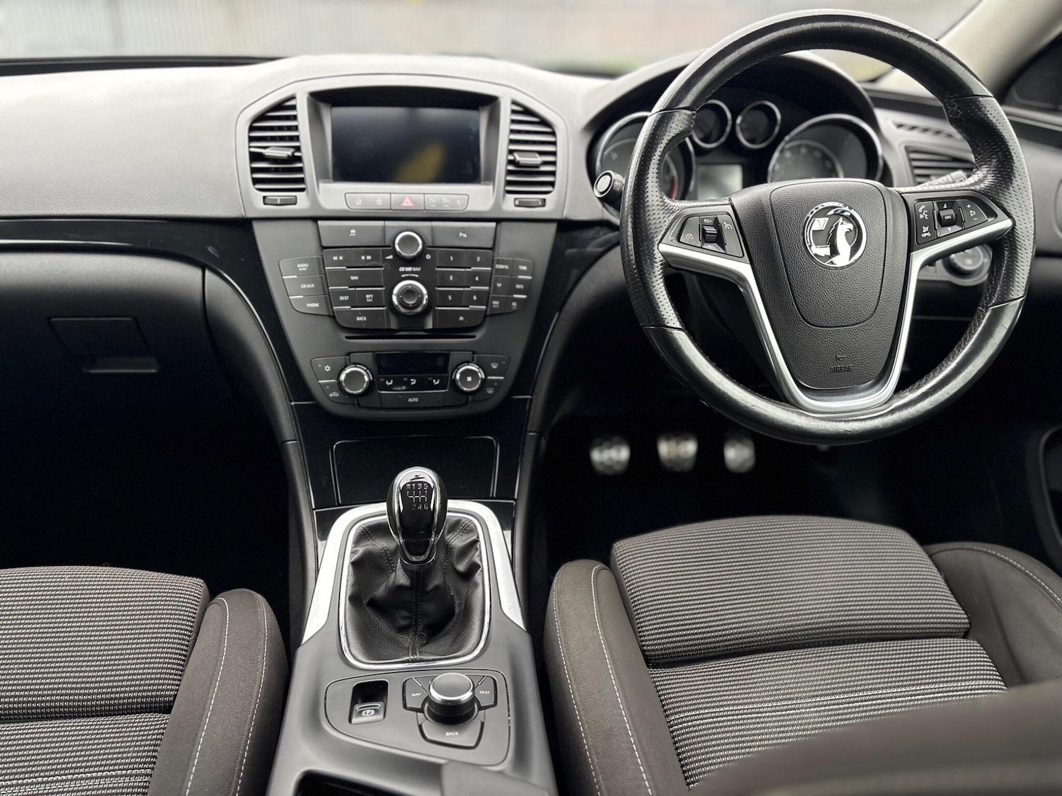 Used Vauxhall Insignia 2011 for sale - 78204303: Photo 29