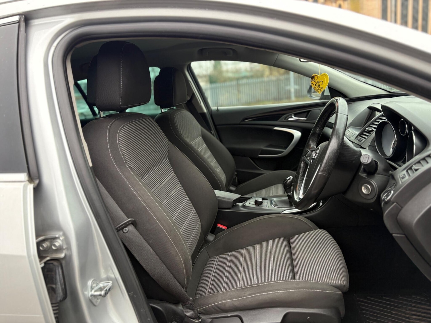 Used Vauxhall Insignia 2011 for sale - 78204303: Photo 32