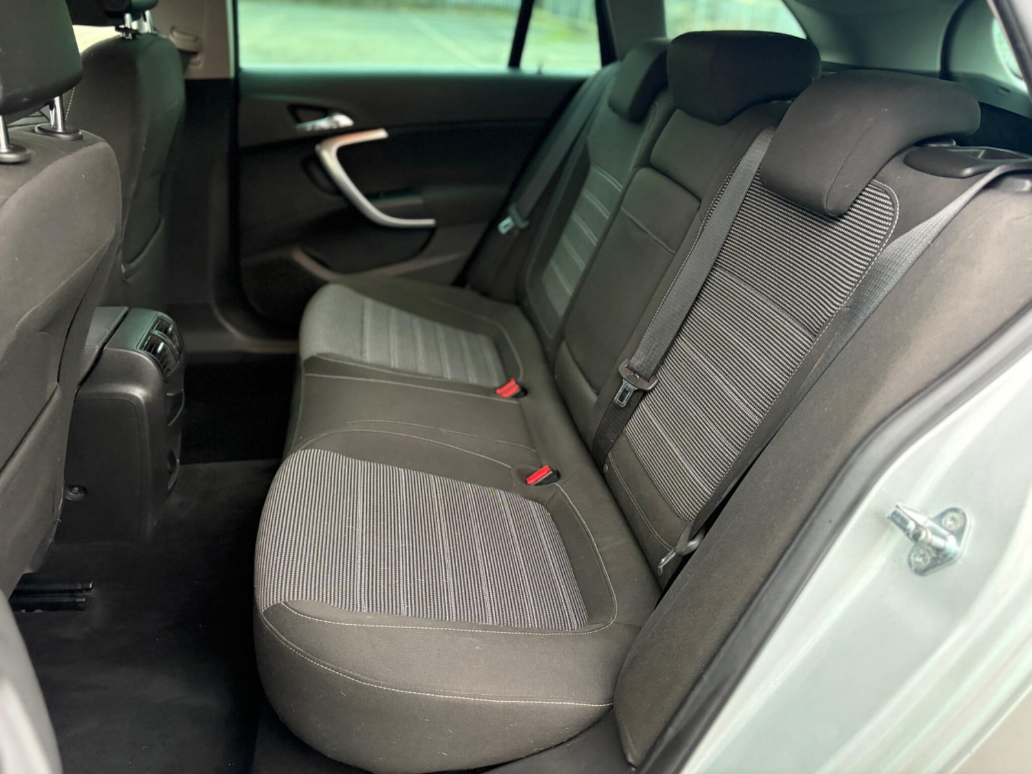 Used Vauxhall Insignia 2011 for sale - 78204303: Photo 35