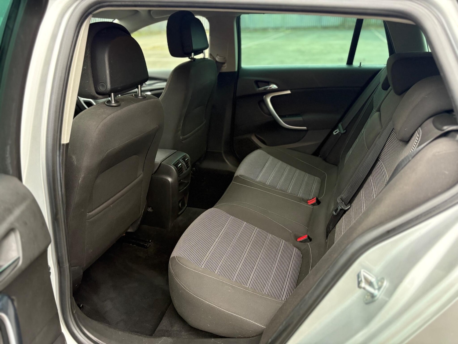 Used Vauxhall Insignia 2011 for sale - 78204303: Photo 36