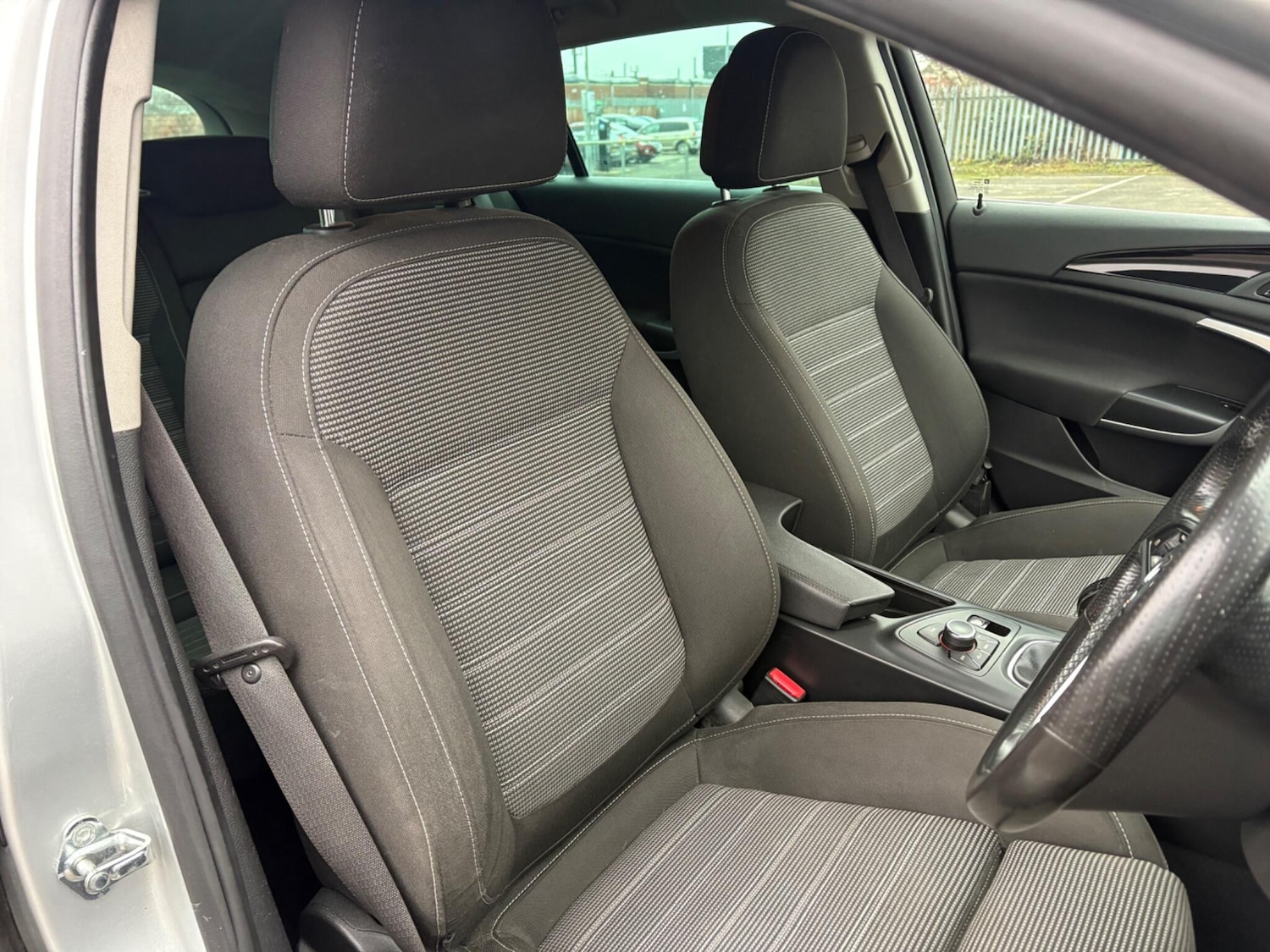 Used Vauxhall Insignia 2011 for sale - 78204303: Photo 5