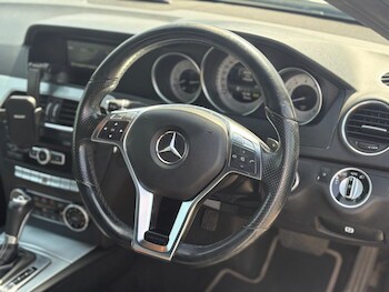 Used Mercedes-Benz C Class 2014 for sale - 78728652: Photo