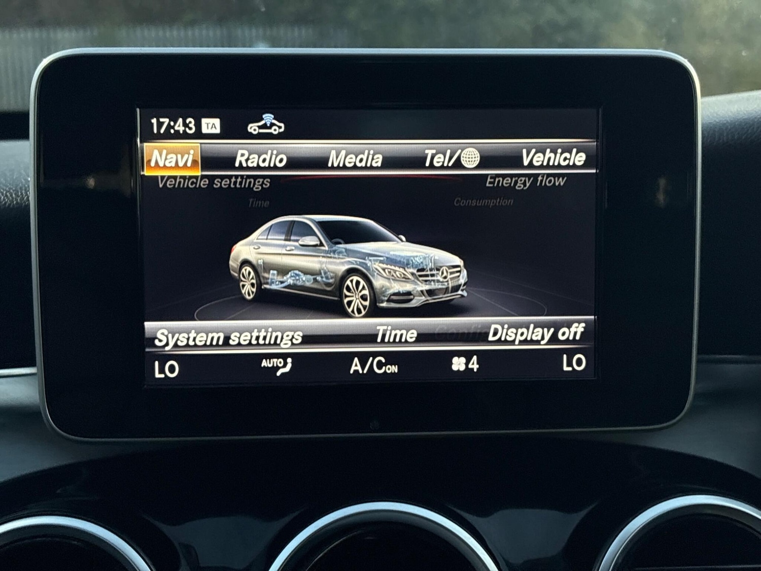 Used Mercedes-Benz C Class 2018 for sale - 76989521: Photo 35