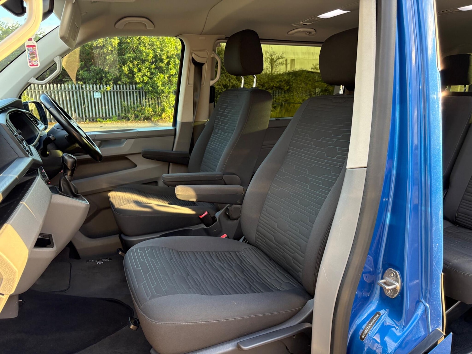 Used Volkswagen Transporter Shuttle 2020 for sale - 76988392: Photo 41