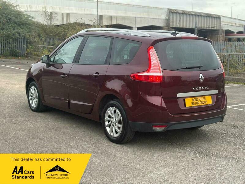 Used Renault Grand Scenic 2016 for sale - 76423087: Photo 13