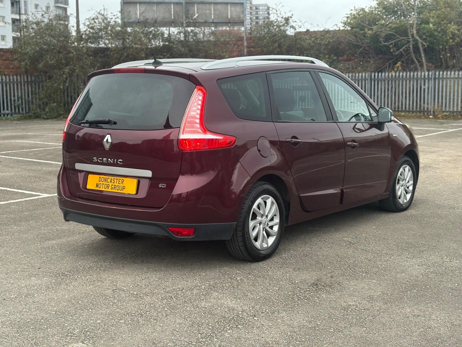 Used Renault Grand Scenic 2016 for sale - 76423087: Photo 18