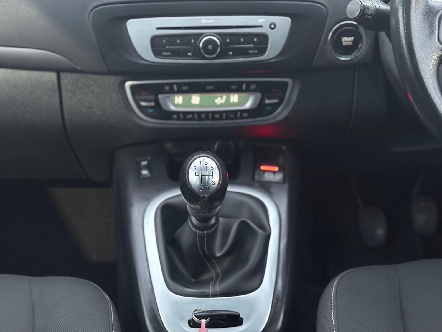 Used Renault Grand Scenic 2016 for sale - 76423087: Photo 19