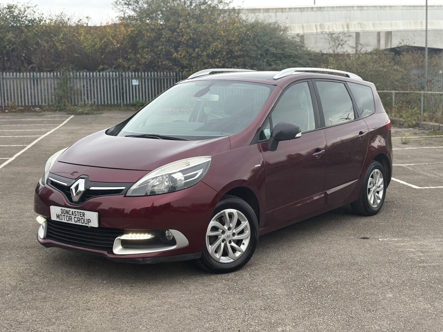 Used Renault Grand Scenic 2016 for sale - 76423087: Photo 6