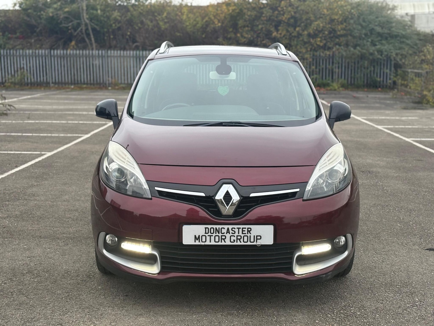 Used Renault Grand Scenic 2016 for sale - 76423087: Photo 9