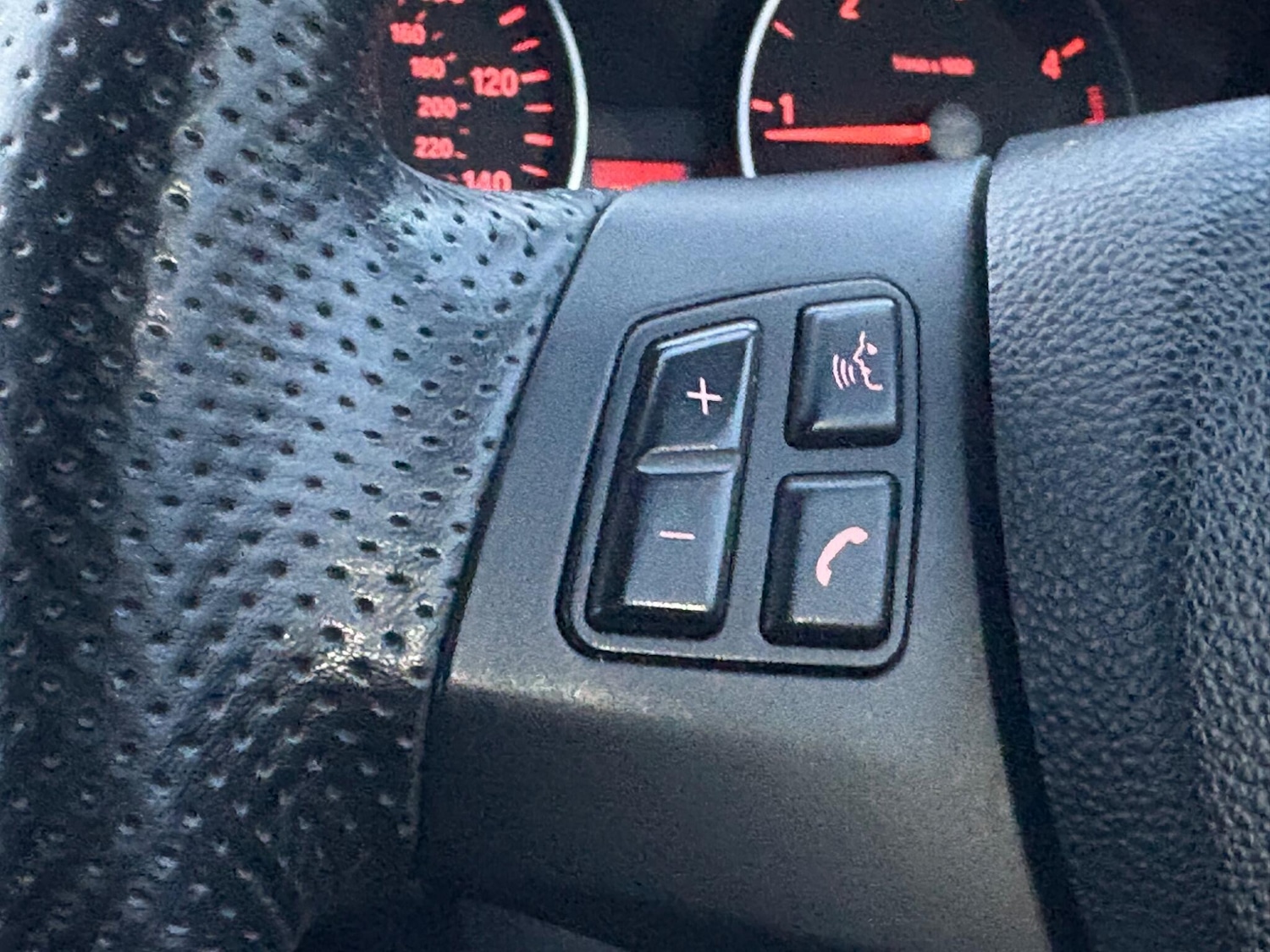 Used BMW 1 Series 2012 for sale - 76839851: Photo 31