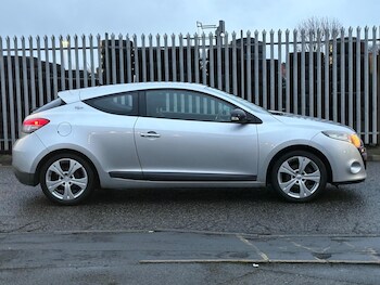 Used Renault Megane 2010 for sale - 77314829: Photo