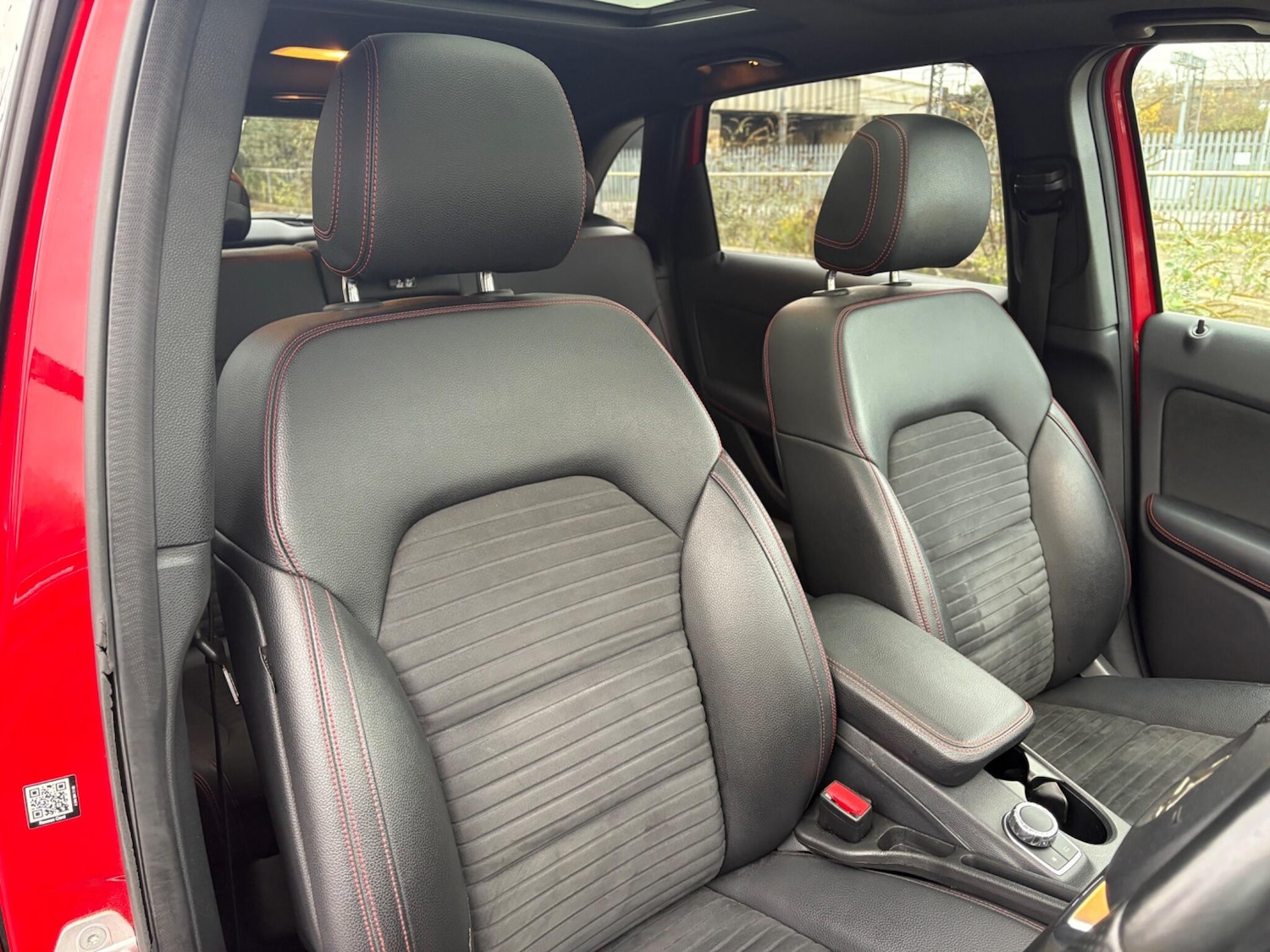 Used Mercedes-Benz B Class 2016 for sale - 76607812: Photo 26