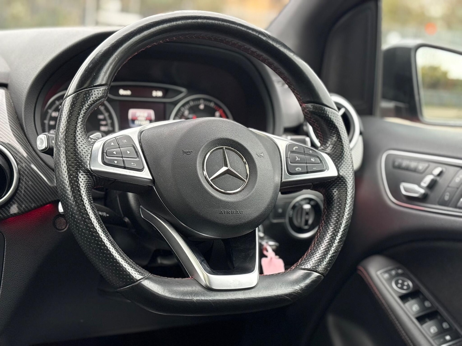 Used Mercedes-Benz B Class 2016 for sale - 76607812: Photo 6