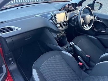 Used Peugeot 208 2016 for sale - 78797103: Photo