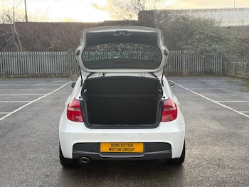 Used BMW 1 Series 2010 for sale - 77202800: Photo