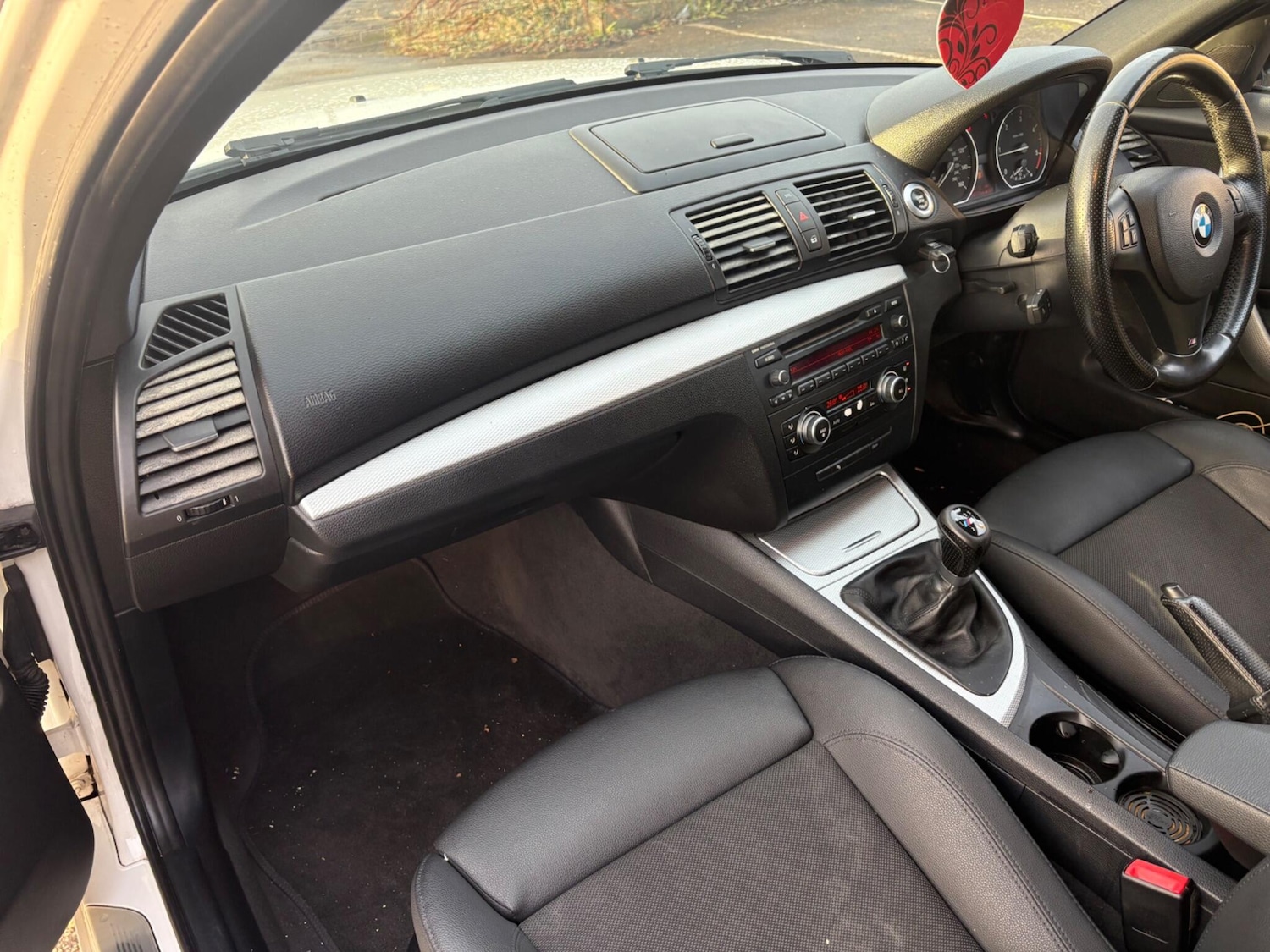 Used BMW 1 Series 2010 for sale - 77202800: Photo 9