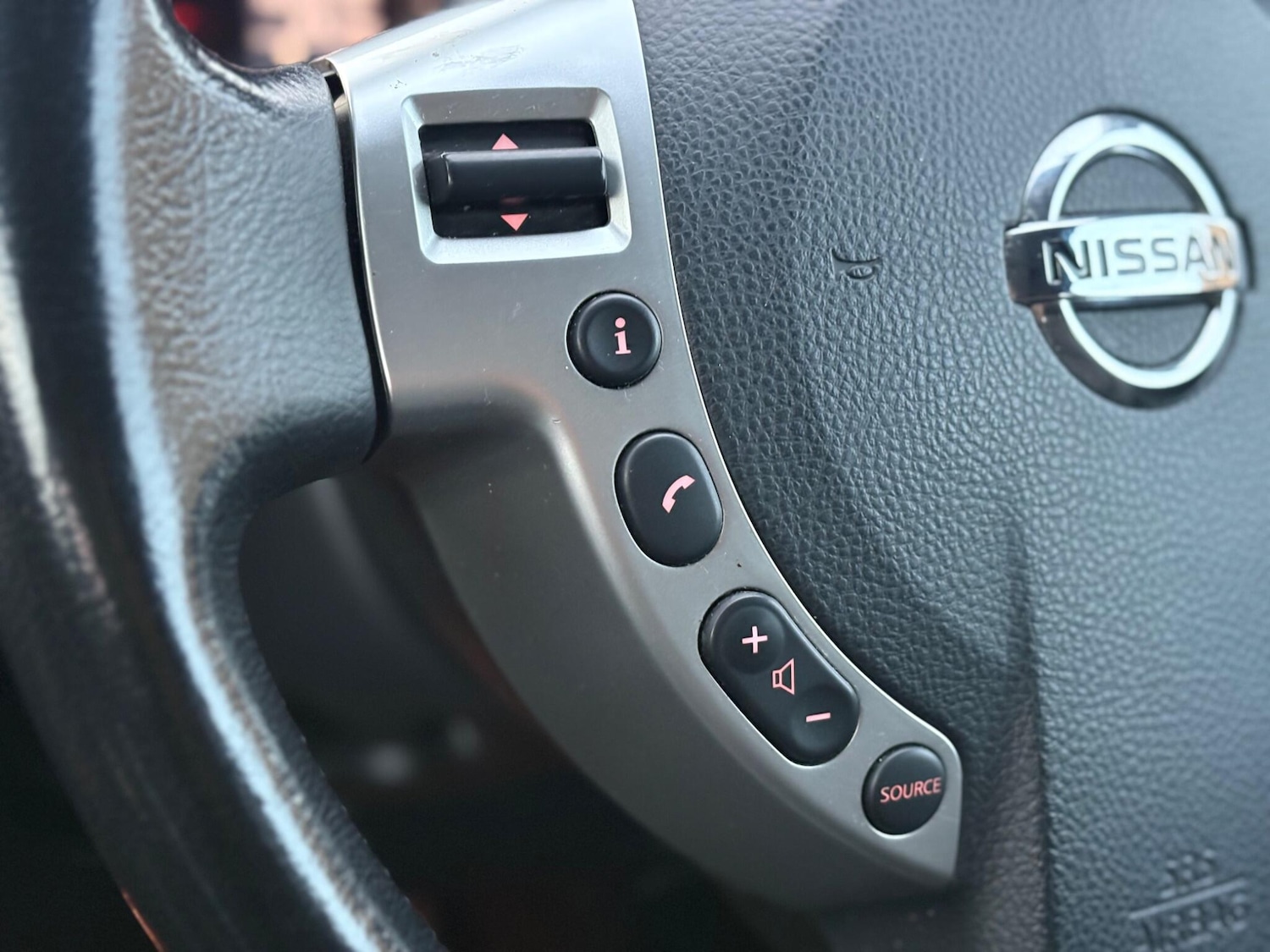 Used Nissan Qashqai 2013 for sale - 77203878: Photo 37