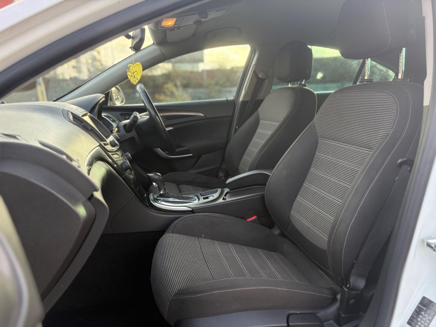 Used Vauxhall Insignia 2015 for sale - 76953046: Photo 23