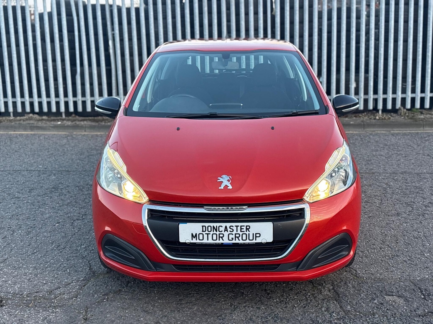 Used Peugeot 208 2016 for sale - 78204835: Photo 2