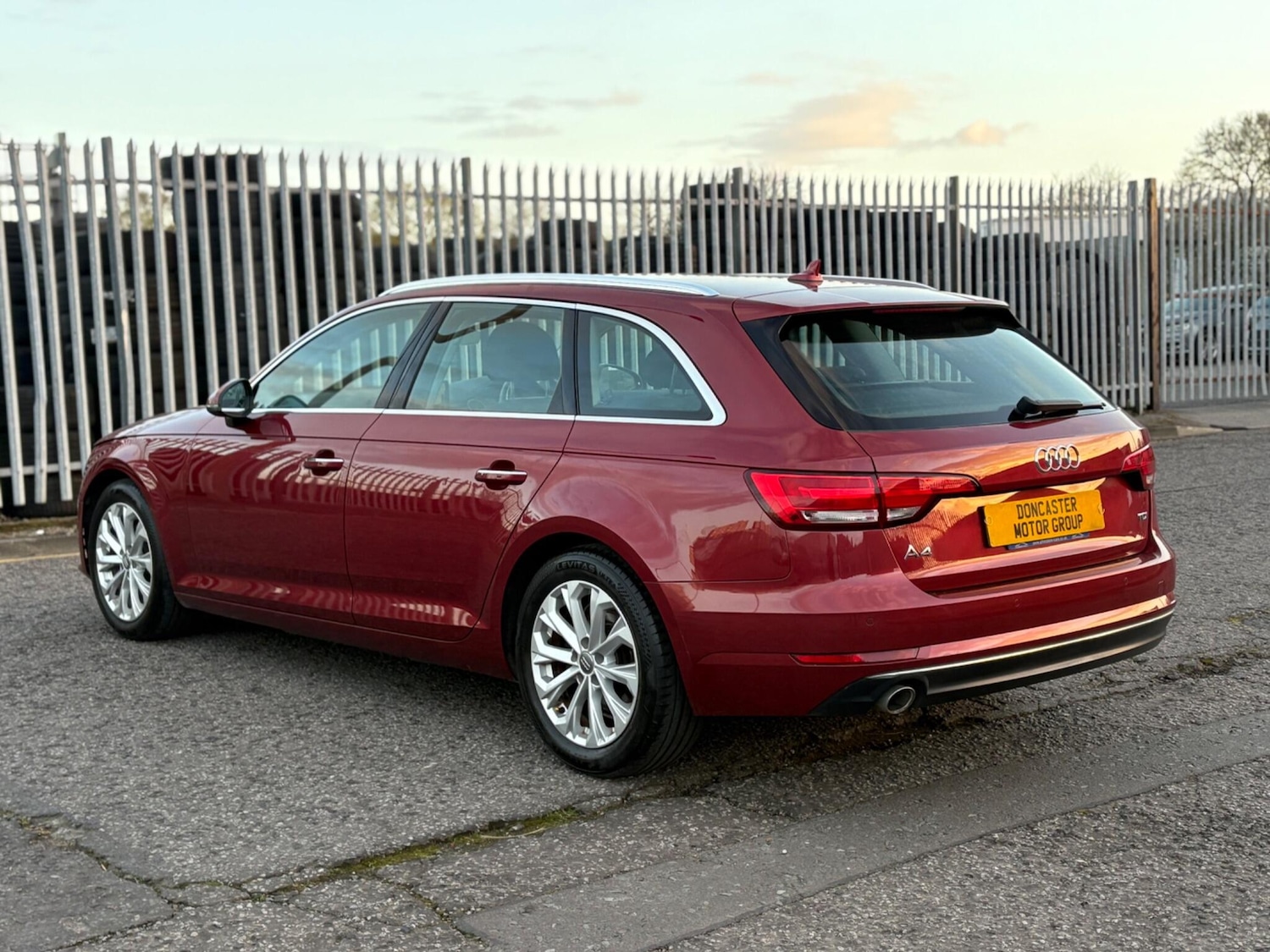 Used Audi A4 2016 for sale - 78086262: Photo 7