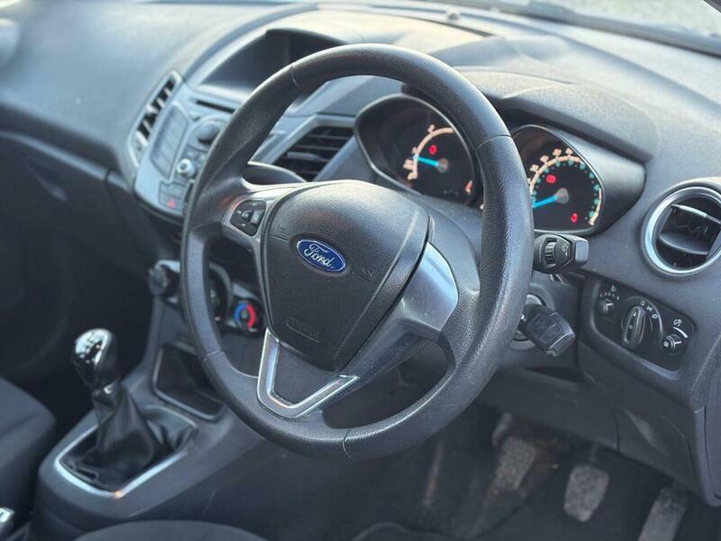 Used Ford Fiesta for sale - 76989672: Photo 2