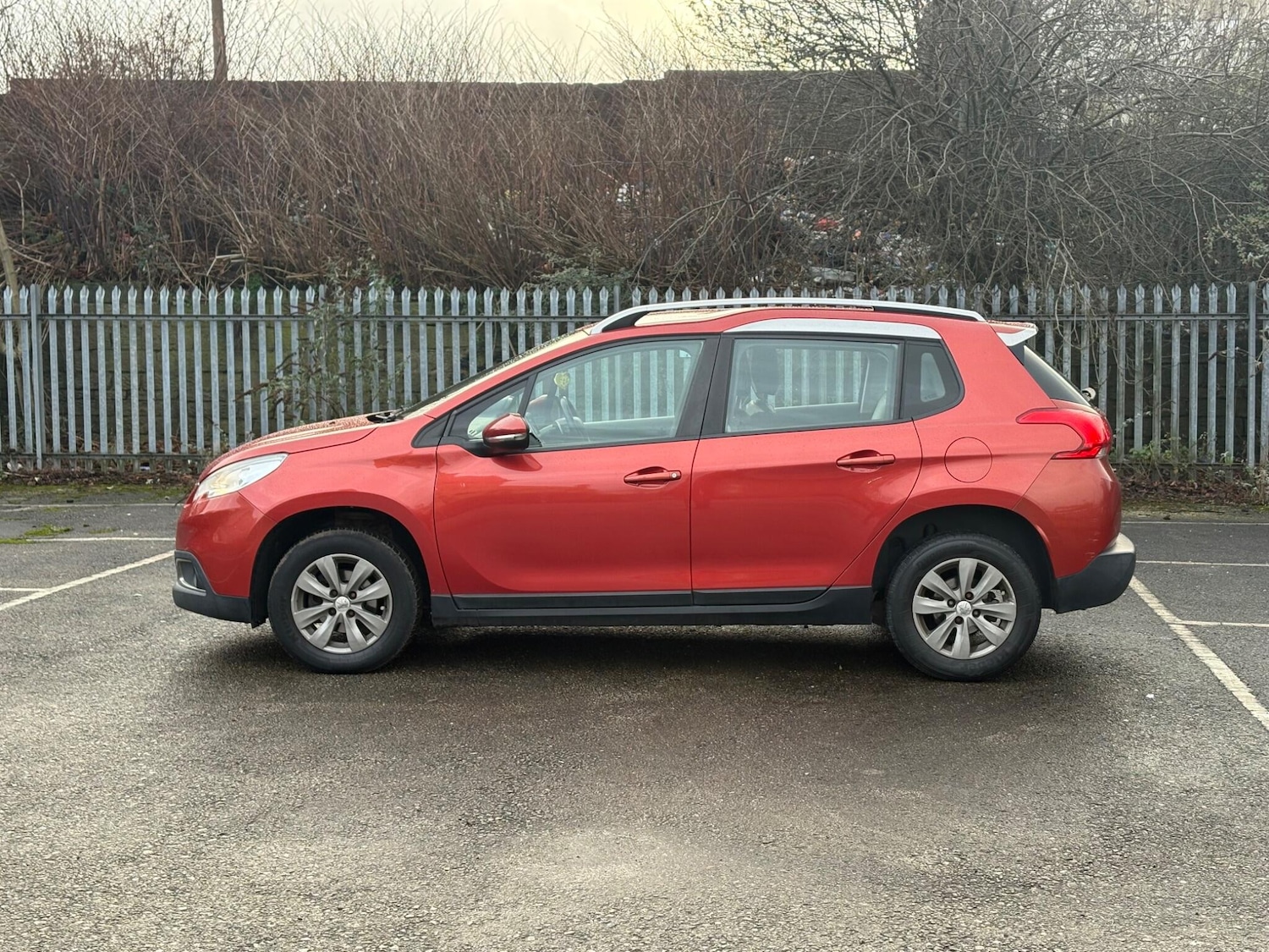 Used Peugeot 2008 2015 for sale - 77174754: Photo 15