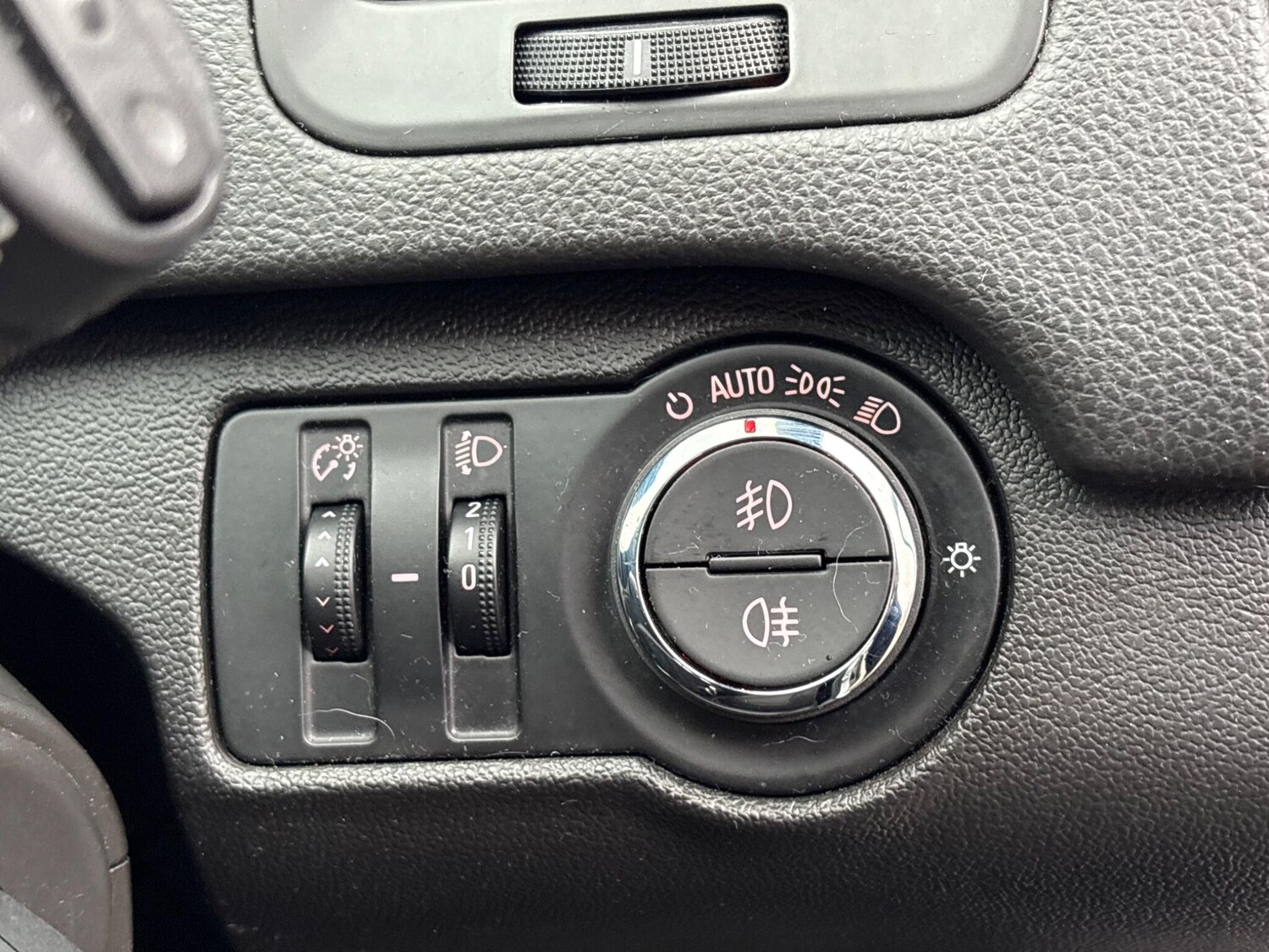 Used Vauxhall Insignia 2011 for sale - 77455626: Photo 43