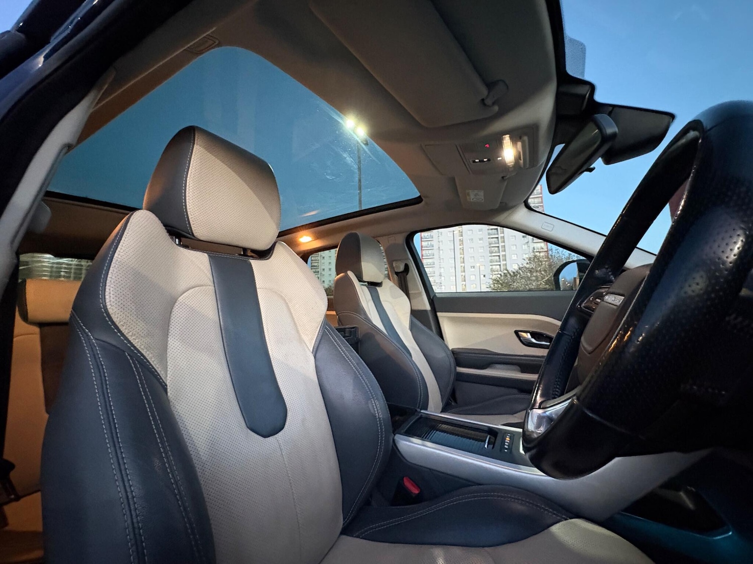 Used Land Rover Range Rover Evoque 2015 for sale - 76752395: Photo 17