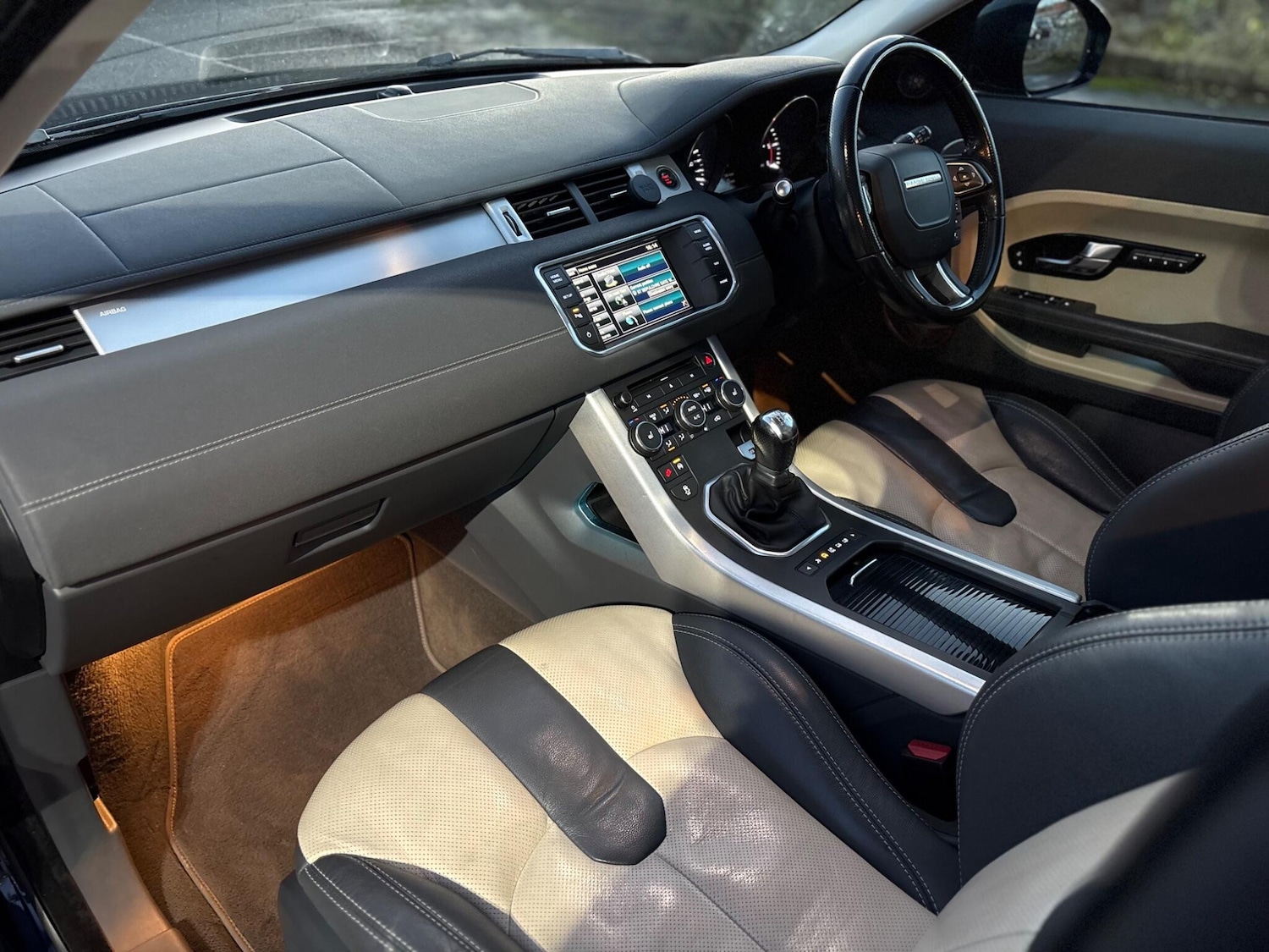 Used Land Rover Range Rover Evoque 2015 for sale - 76752395: Photo 18