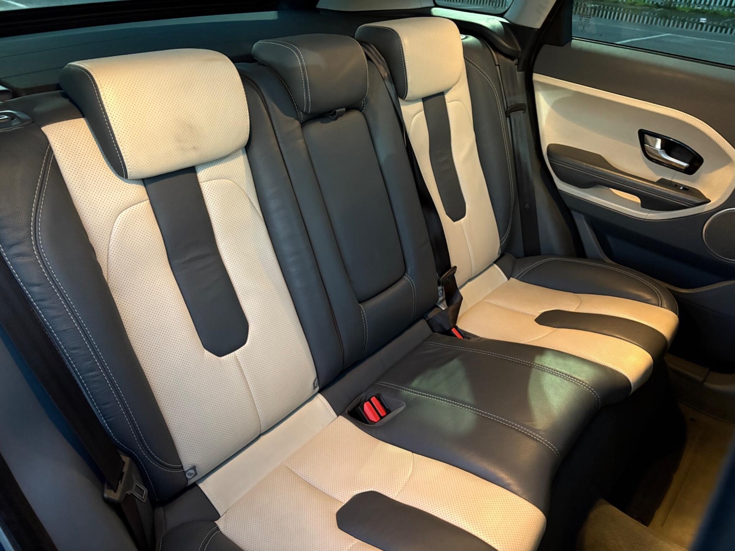 Used Land Rover Range Rover Evoque 2015 for sale - 76752395: Photo 24