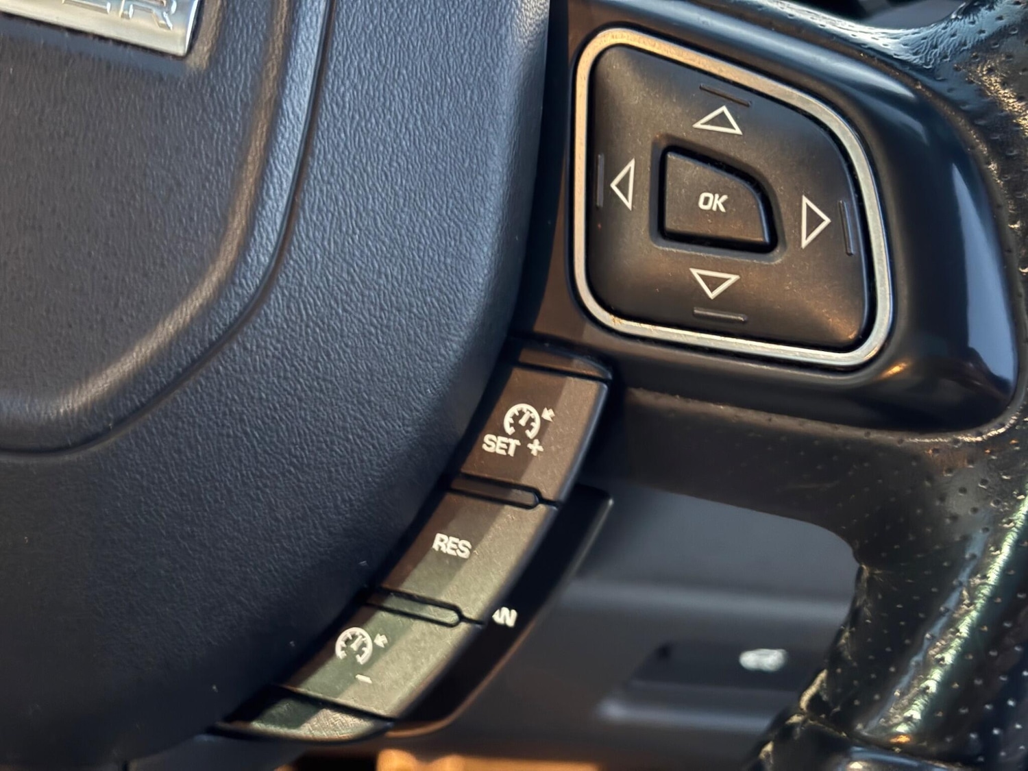 Used Land Rover Range Rover Evoque 2015 for sale - 76752395: Photo 27