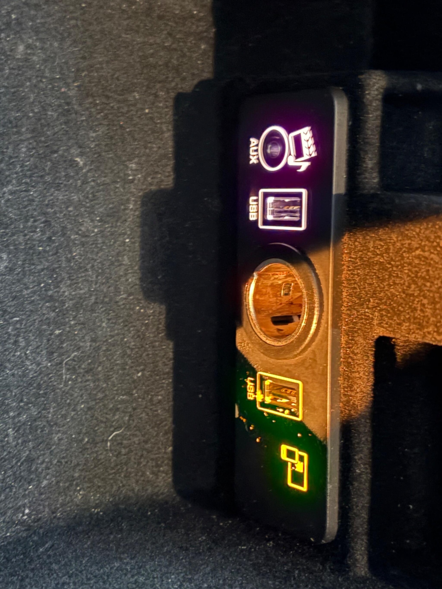 Used Land Rover Range Rover Evoque 2015 for sale - 76752395: Photo 32