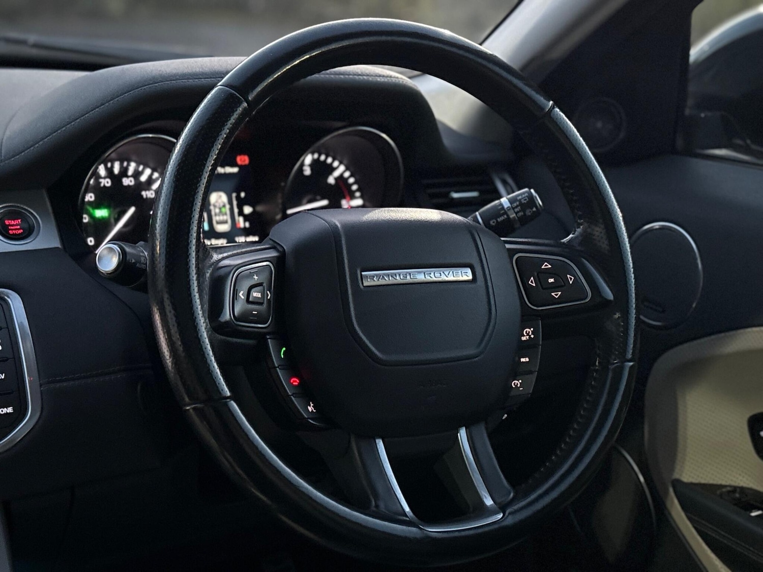 Used Land Rover Range Rover Evoque 2015 for sale - 76752395: Photo 42