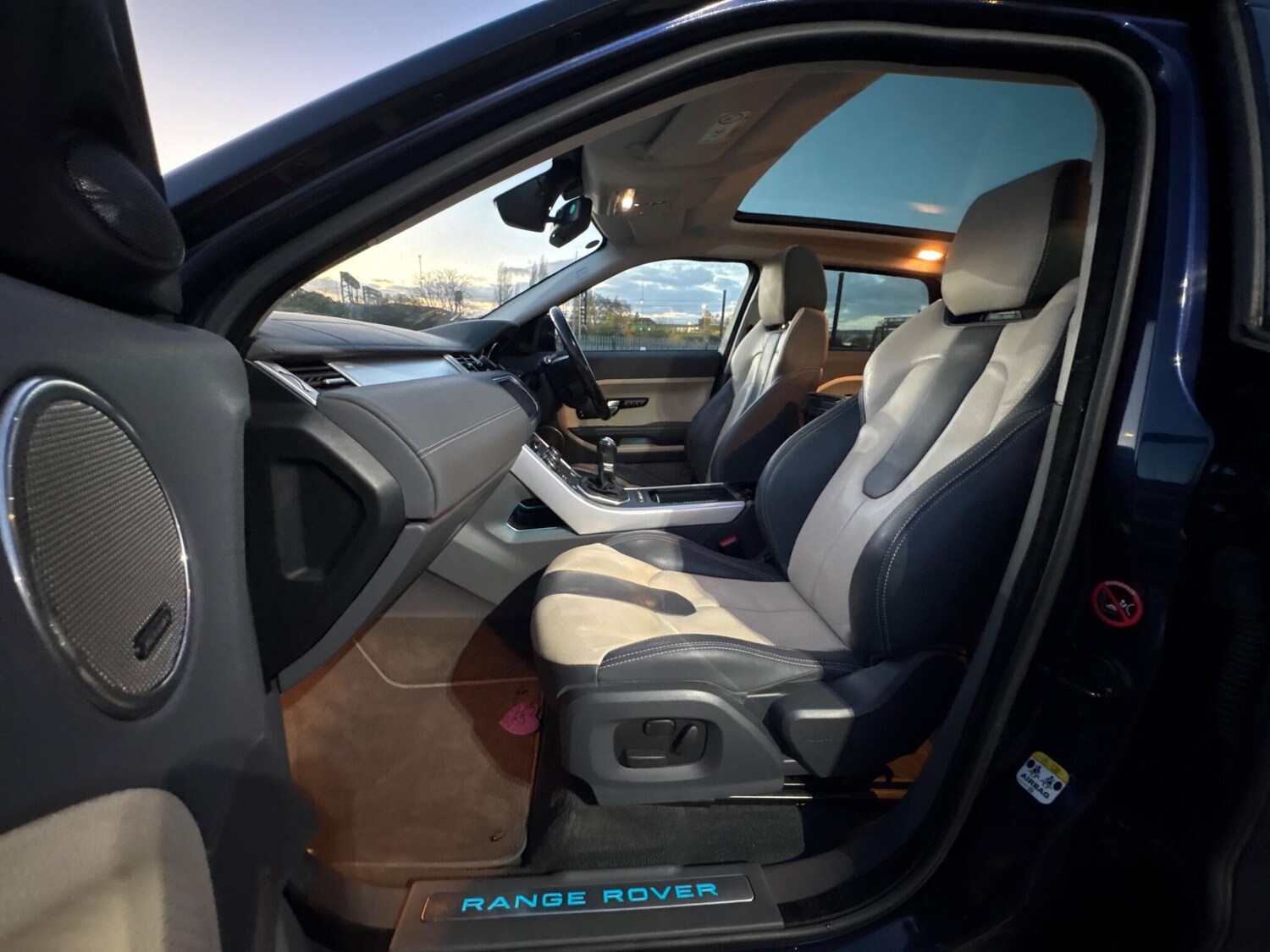 Used Land Rover Range Rover Evoque 2015 for sale - 76752395: Photo 44