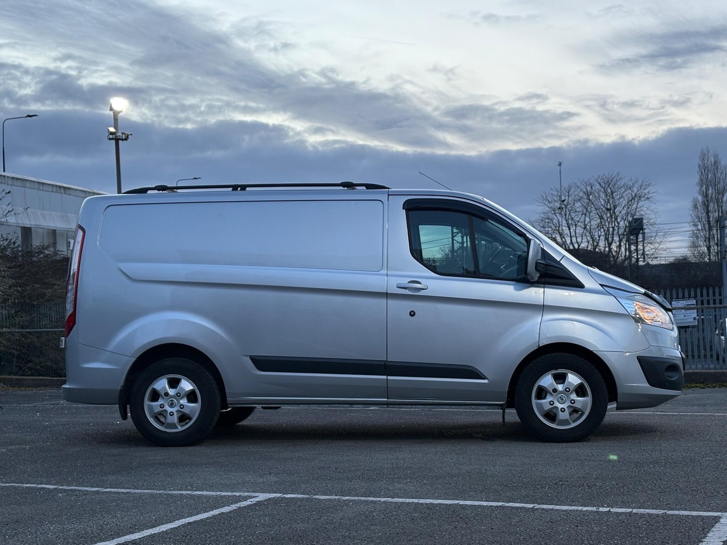 Used Ford Transit Custom 2015 for sale - 77587124: Photo 26