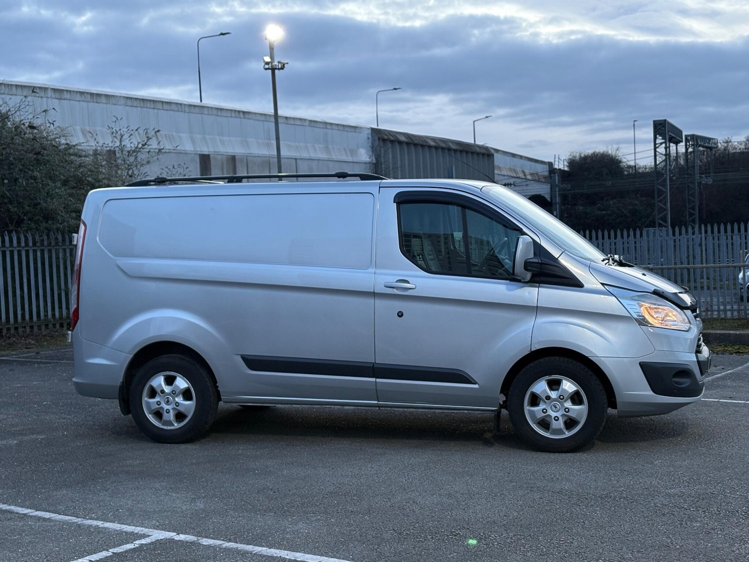 Used Ford Transit Custom 2015 for sale - 77587124: Photo 31