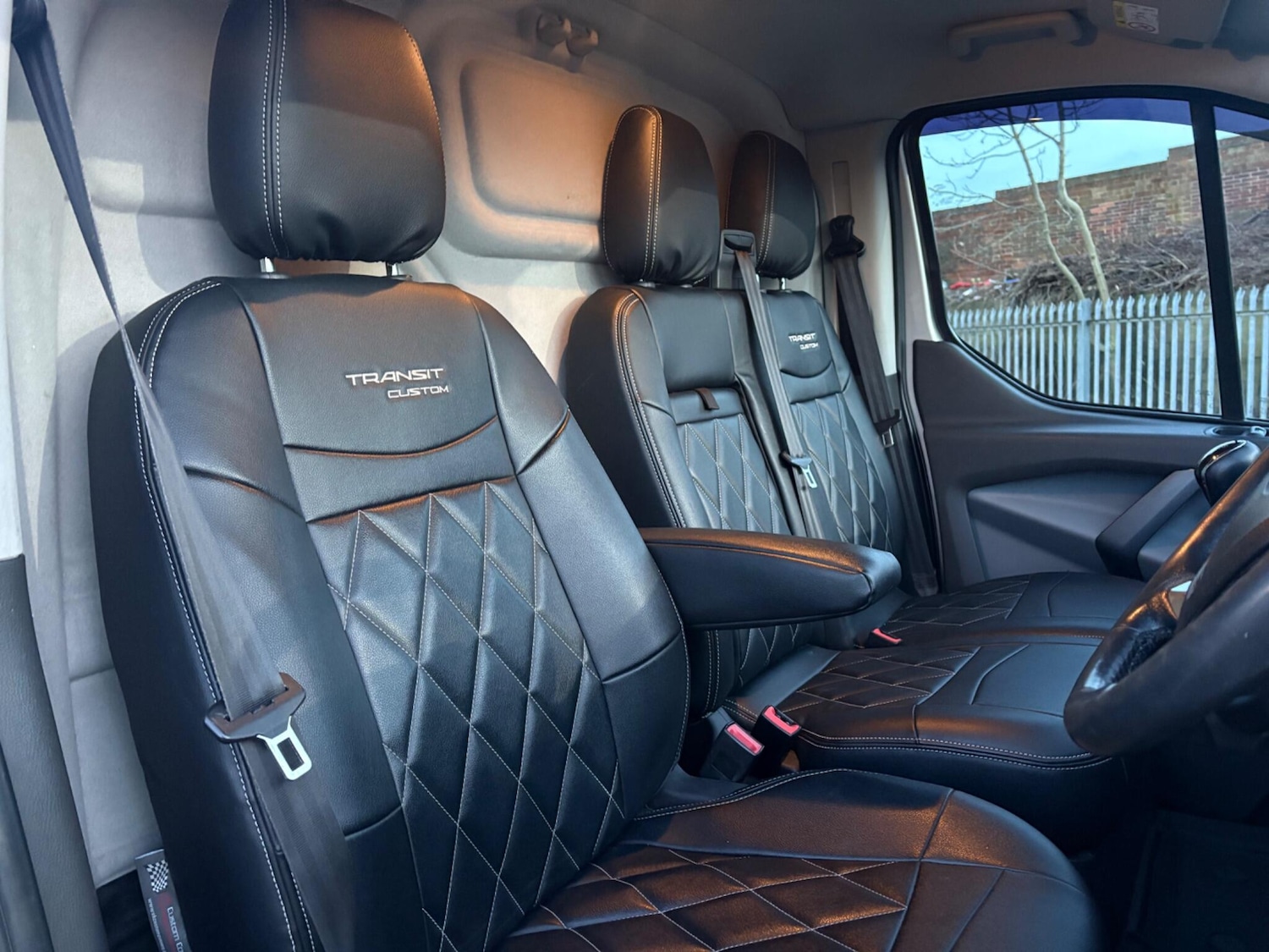 Used Ford Transit Custom 2015 for sale - 77587124: Photo 4