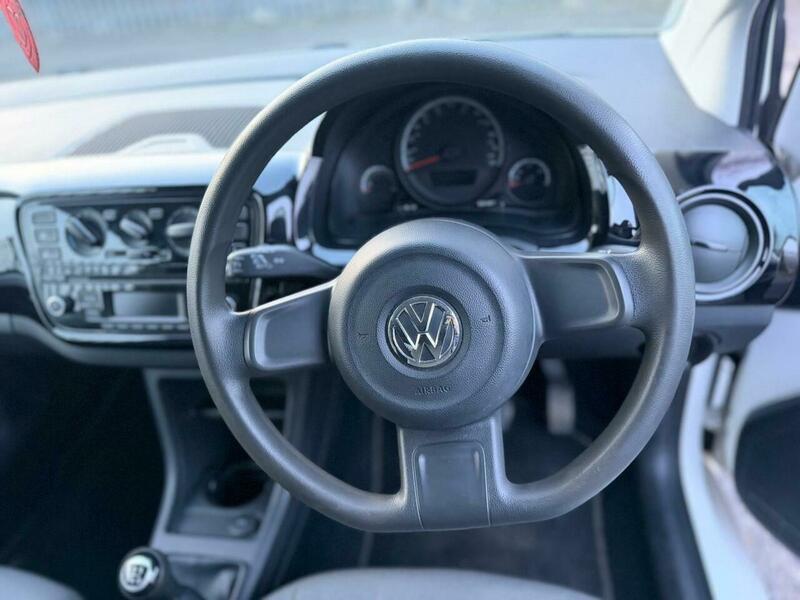 Used Volkswagen up! 2012 for sale - 78007347: Photo 2