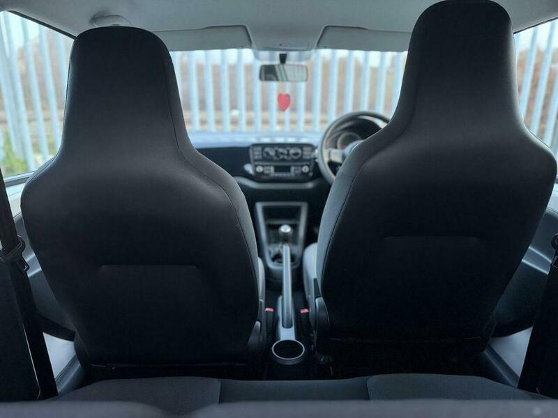 Used Volkswagen up! 2012 for sale - 78007347: Photo 20