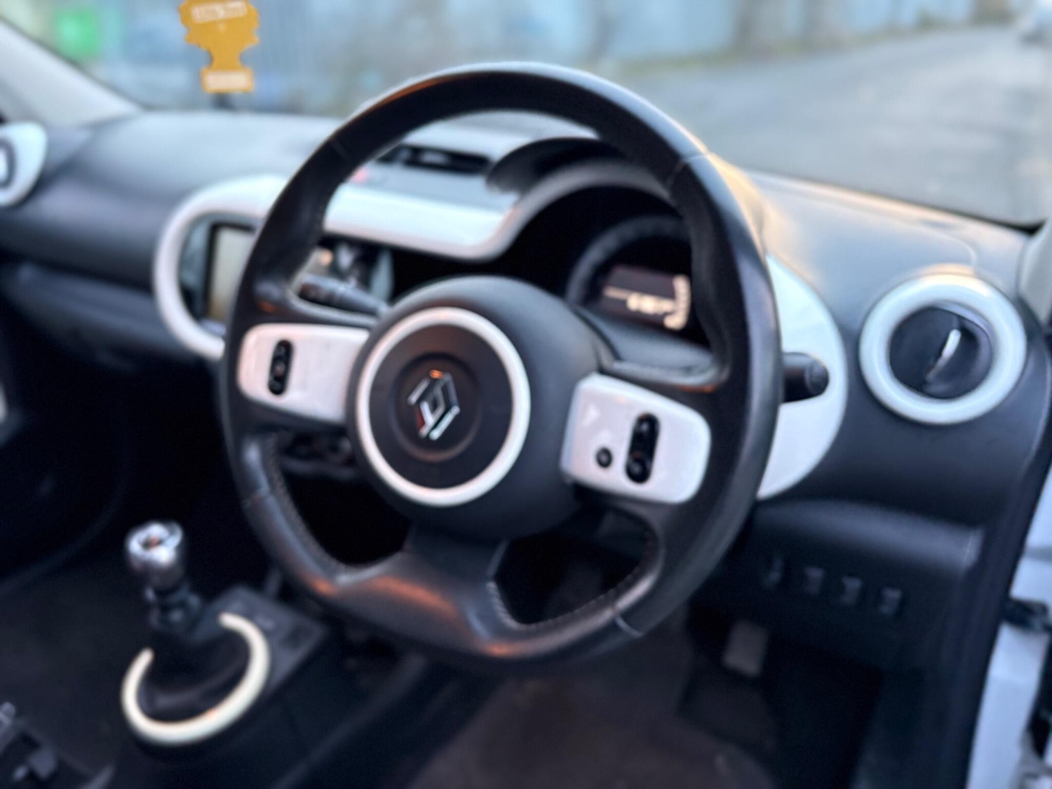 Used Renault Twingo 2015 for sale - 77315099: Photo 6